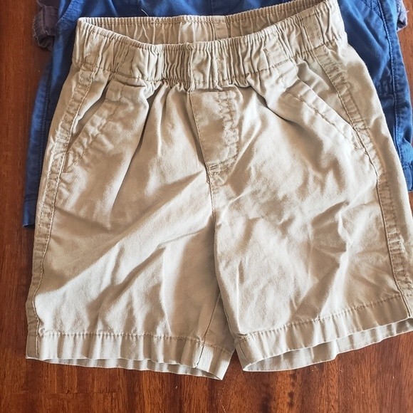 🔥4/$15🔥 Bundle 3 Pairs Shorts size 18 month Cargo shorts - Picture 2 of 10